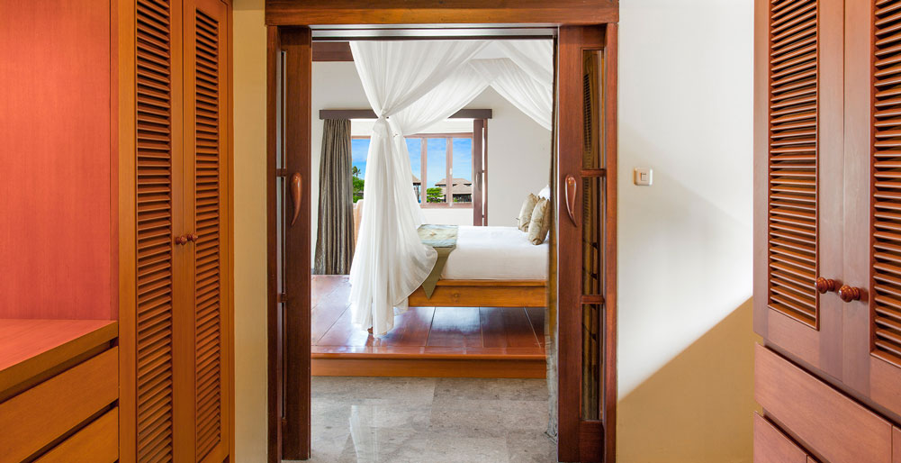 Villa Bayu Gita Residence - A view of bedroom two from the ensuite